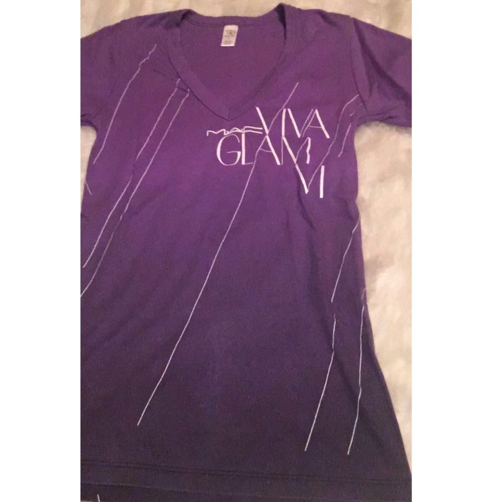 Mac cosmetics employee shirt